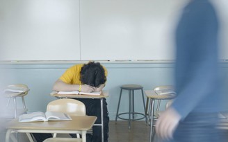 Tiểu bang Mỹ lùi giờ học để học sinh ngủ đủ giấc