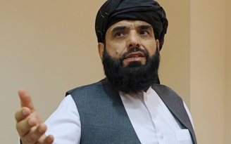 Taliban dọa Mỹ, Anh sẽ ‘chịu hậu quả’ nếu gia hạn di tản