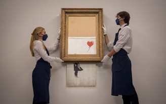 Mức giá khủng cho bức tranh bị cắt vụn một nửa của họa sĩ bí ẩn Banksy