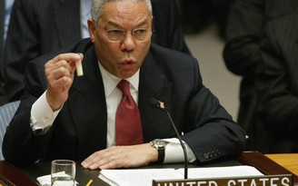 Cựu Ngoại trưởng Mỹ Colin Powell qua đời vì Covid-19