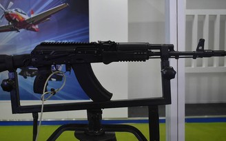 Ấn Độ thỏa thuận với Nga về sản xuất súng AK-203