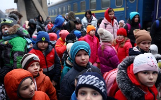 Chiến sự ở Ukraine đến chiều 6.3: Nỗ lực tái lập hành lang nhân đạo