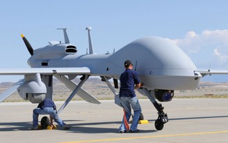 Phi công Ukraine chê UAV ‘Đại bàng xám’ của Mỹ