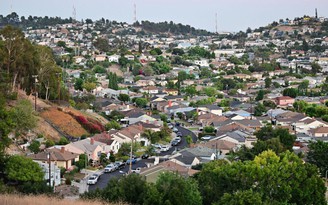 Giá nhà ở Mỹ: giảm sâu nhưng còn lâu mới chạm đáy?