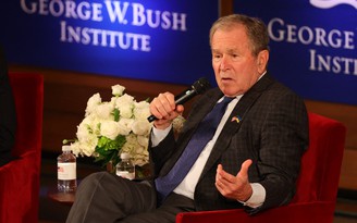 Cựu Tổng thống Bush đánh giá bên nào sẽ thắng tại Ukraine?