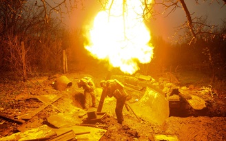 Chiến sự ngày 272: Giao tranh dữ dội ở Donetsk, Ukraine tiến thêm ở miền nam