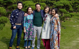 Bạn bè chúc mừng nhạc sĩ Anh Quân và ca sĩ Mỹ Linh thành bố mẹ vợ
