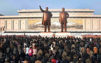 Triều Tiên kỷ niệm 3 năm ngày mất cha của Kim Jong-un