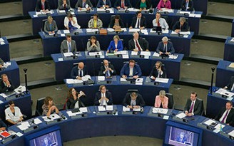 Nghị viện châu Âu kêu gọi duy trì lệnh trừng phạt Nga