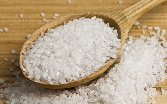 Bí quyết trị nám da bằng muối biển