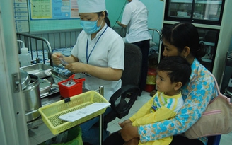 WHO khuyến cáo tiêm ngừa cho trẻ đầy đủ các loại trong chương trình quốc gia
