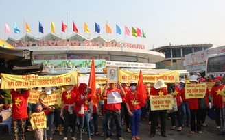 Hàng trăm tiểu thương chợ Đầm ở Nha Trang lại bãi thị