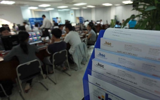 Hai sàn tăng điểm, VN-Index trở lại mốc 530 điểm
