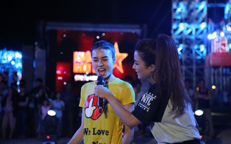 Ninh Dương Lan Ngọc ướt sũng với thử thách gameshow thể thao