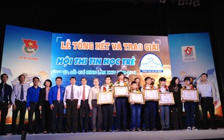 Trao giải hội thi Tin học trẻ TP.HCM năm 2015