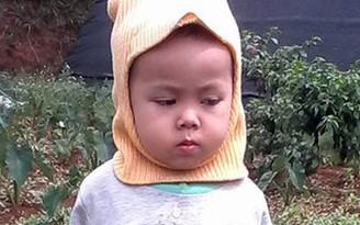 Bé trai 3 tuổi mất tích bí ẩn