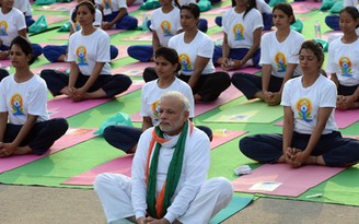 Yoga trở thành môn học bắt buộc đối với học sinh Ấn Độ