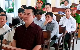 Vụ 'đại gia thủy sản' trốn ra nước ngoài: Nguyên Phó giám đốc Công ty Phương Nam bị đề nghị 15 - 17 năm tù