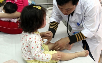 Triển khai tiêm vét vắc xin sởi - rubella cho các trẻ 1-14 tuổi
