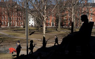 Lạm dụng tình dục tại các trường đại học Mỹ