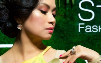 Hà Phương tiết lộ tuổi thơ khó khăn từng bị siết nợ