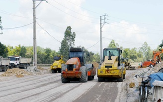 Không tin nhà thầu, dân cản trở thi công quốc lộ 19