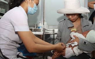 TP.HCM có thêm 12.550 liều vắc xin dịch vụ '5 trong 1'