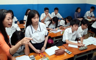 Dự giờ là… diễn kịch?