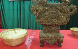 Tặng 62 cổ vật cho Bảo tàng Nam Định
