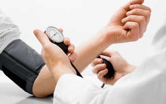 Bác sĩ ơi: Tăng huyết áp có bị nhồi máu cơ tim không?