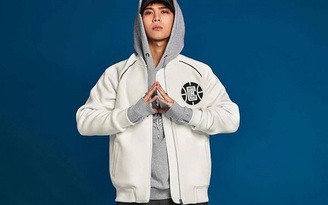 Jackson (GOT7) bị tai nạn giao thông vì fan cuồng