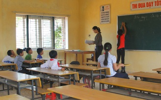 Thêm 790 học sinh vùng biển Hà Tĩnh đến trường