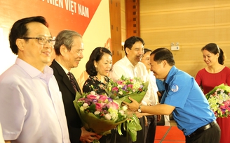 Hội phấn đấu vì hòa bình và phồn vinh của đất nước