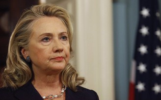 Xộ khám vì 'điều tra' tin vịt về bà Clinton