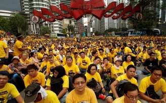 Thủ tướng Malaysia cảnh báo về 'tin vịt'