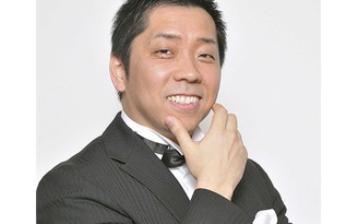 Nghệ sĩ dương cầm danh tiếng Akira Eguchi biểu diễn tại VN