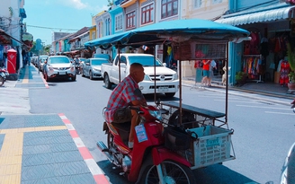 Một ngày 'thưởng thức' phố cổ ở Phuket