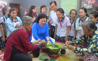 Ngạc nhiên về 240 hiện vật, tư liệu về tục ăn trầu Việt Nam