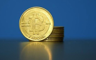 Bitcoin chật vật giữ giá 16.000 USD, Coinbase hoãn giao dịch