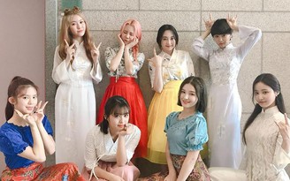 Nhóm Momoland và Monsta X biểu diễn tại TP.HCM