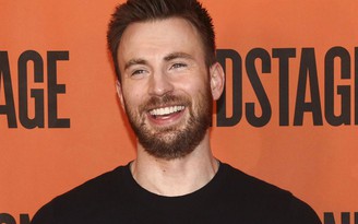 Sau ‘Avengers 4’, Chris Evans tham gia loạt phim tội phạm mới