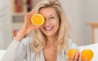 Trẻ lâu nhờ 4 loại vitamin