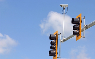 Bang Texas cấm camera tại cột đèn giao thông