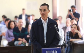 Vụ đánh bạc ngàn tỉ: Hoãn xử vì vắng mặt cựu Bộ trưởng Trương Minh Tuấn