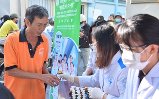 Bệnh viện đề nghị trường đại học hỗ trợ nước rửa tay