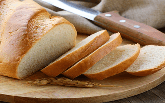 Bánh mì trắng và bánh mì đen: Loại nào tốt hơn?