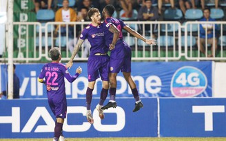 Cuộc đua vô địch V-League hấp dẫn đến giờ chót