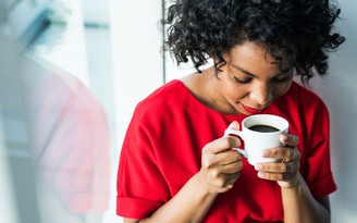 Caffeine: Bao nhiêu là vừa đủ, tốt cho sức khỏe?