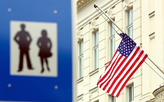 Bệnh 'lạ' lan đến sứ quán Mỹ tại Áo