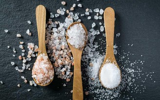 Bí quyết cắt giảm muối trong bữa ăn hằng ngày